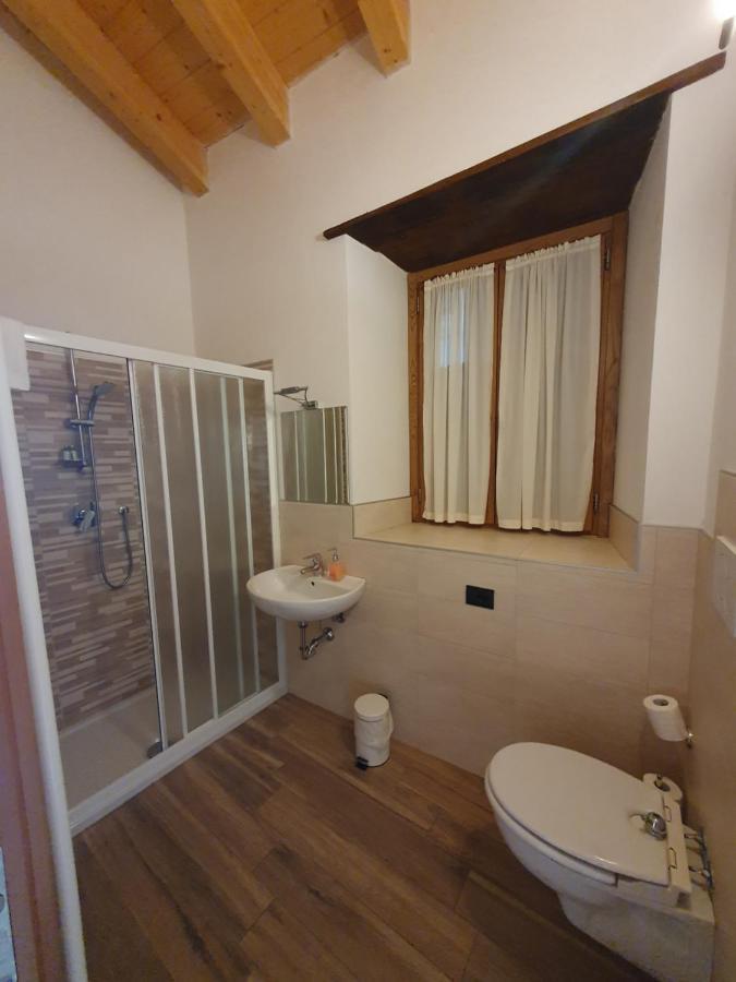 La Tana Del Tasso Rooms&Breakfast Camerata Cornello Exterior photo