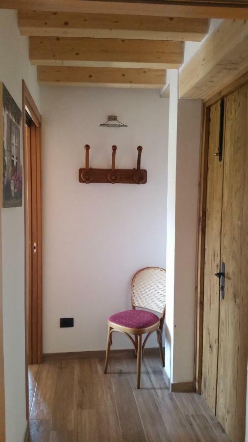 La Tana Del Tasso Rooms&Breakfast Camerata Cornello Exterior photo