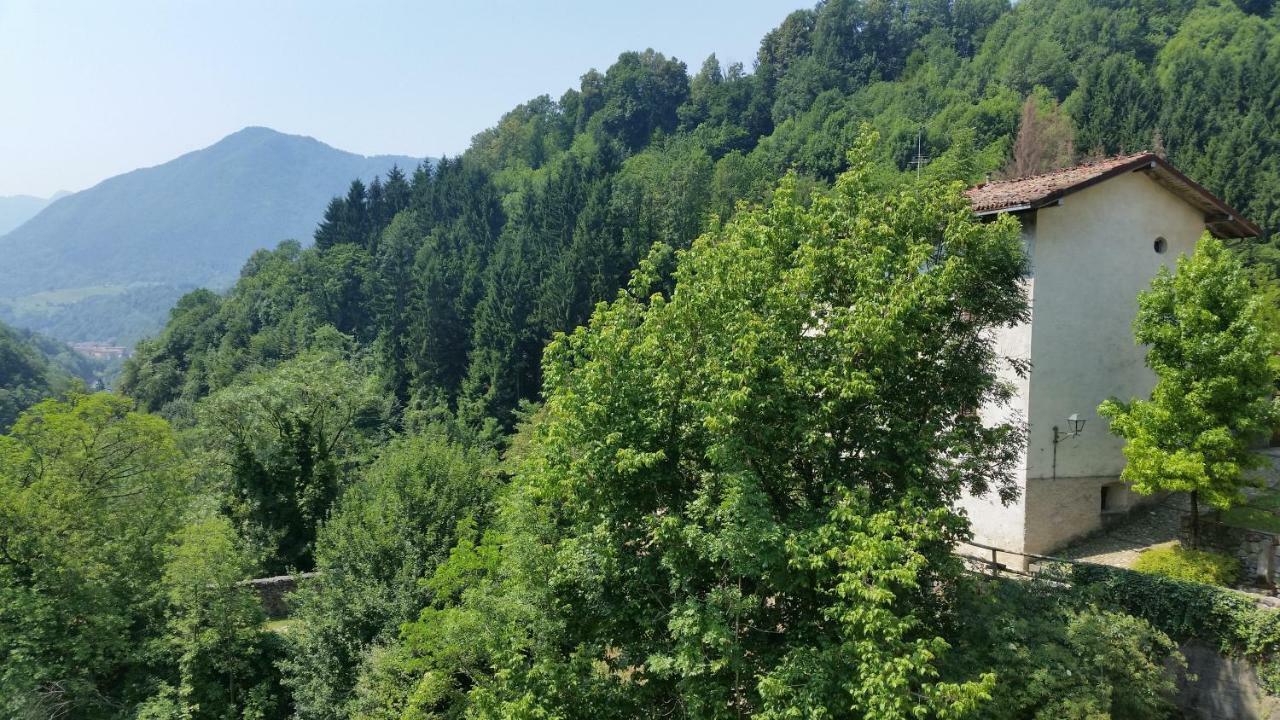 La Tana Del Tasso Rooms&Breakfast Camerata Cornello Exterior photo